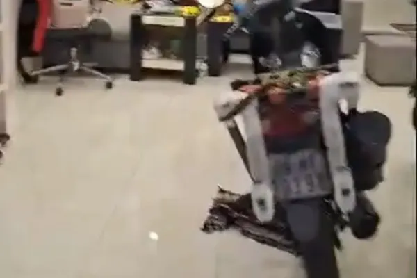Дом, 2 спальни · 90 м²