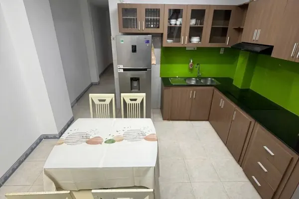 Дом, 4 спальни · 220 м² 5