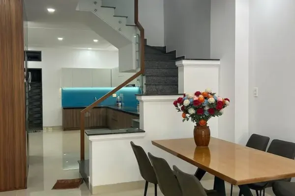 Дом, 5 спален · 400 м² 3
