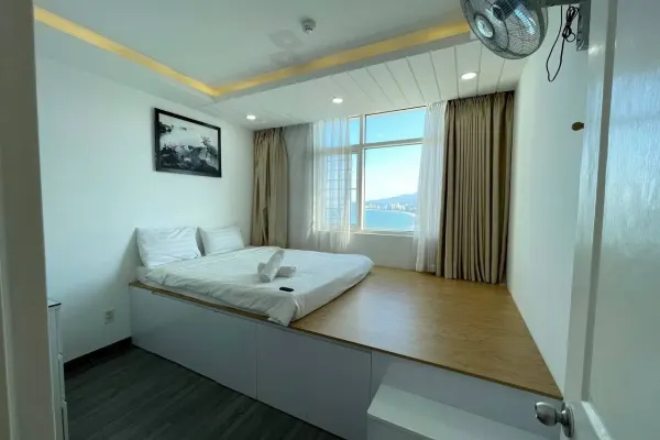 Квартира, 2 спальни · 76 м² 5
