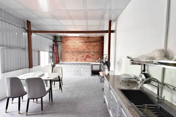 Квартира, 2 спальни · 120 м²