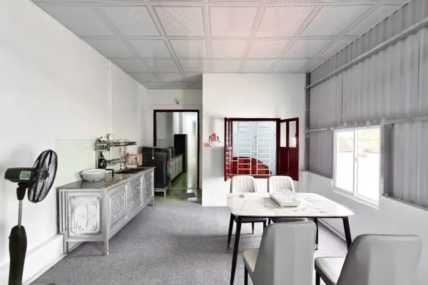 Квартира, 2 спальни · 120 м² 2