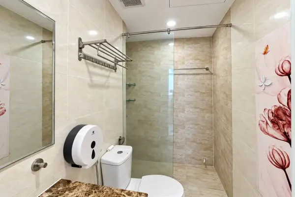 Квартира, 2 спальни · 68 м² 3