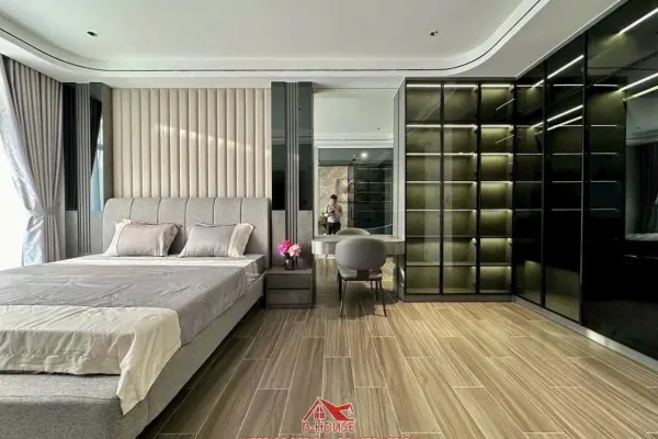 House, 3 спальни 2