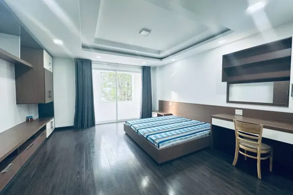 Дом, 3 спальни · 300 м² 5