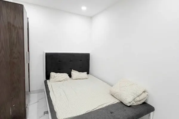 Квартира, 2 спальни · 70 м² 5