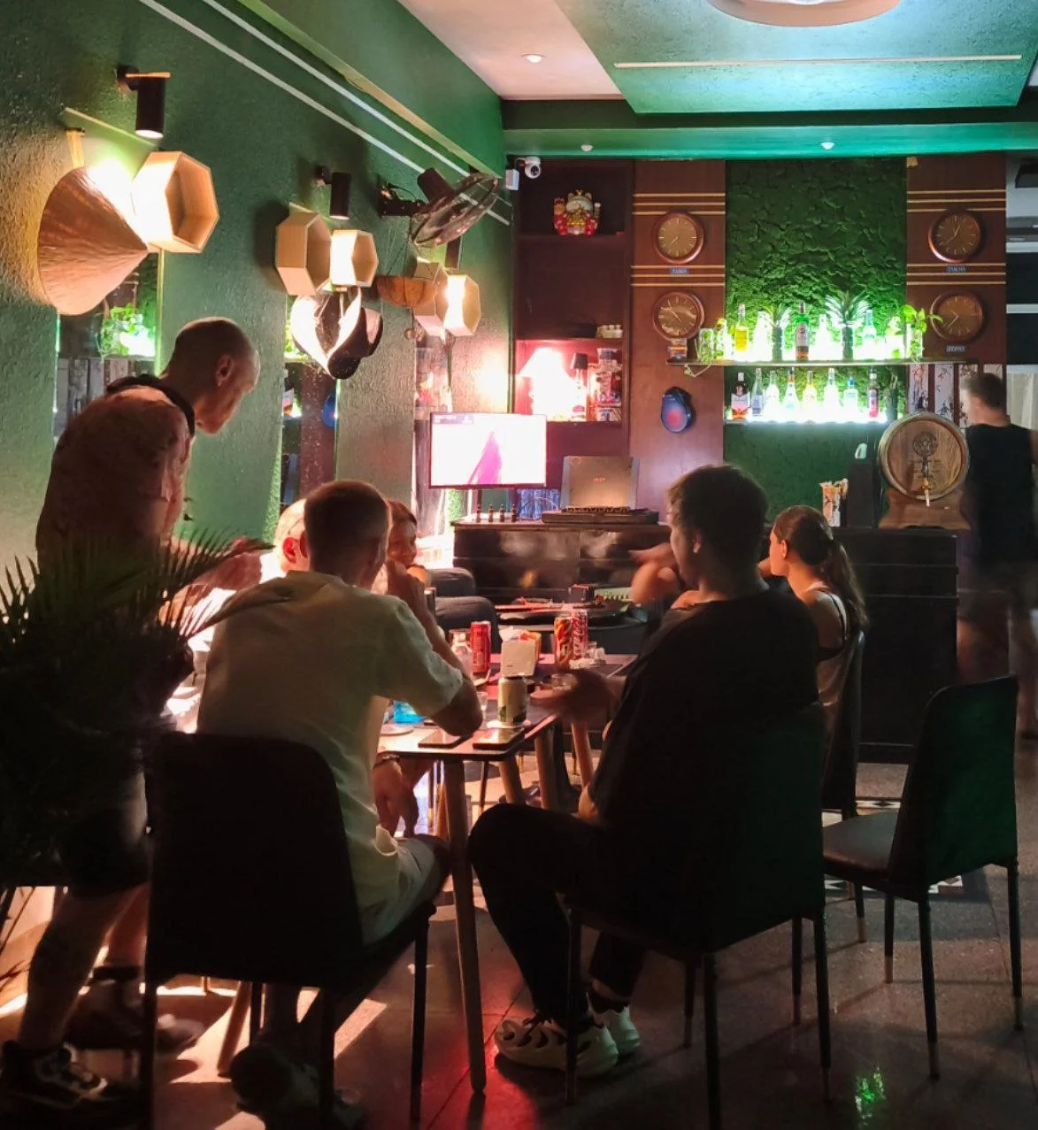 Green Chaos Pub 2