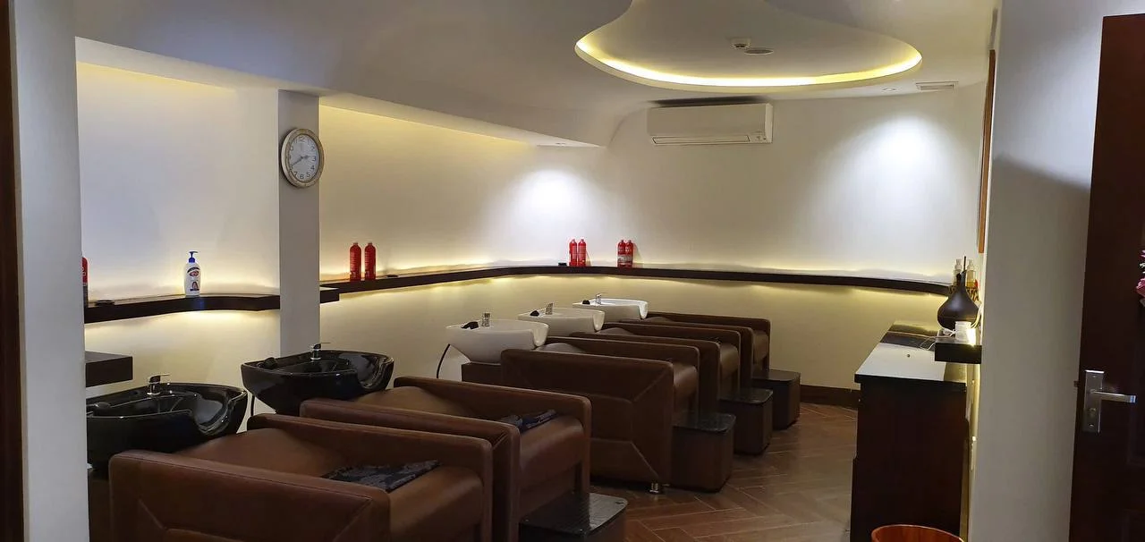 GOLD LEAF SPA 2